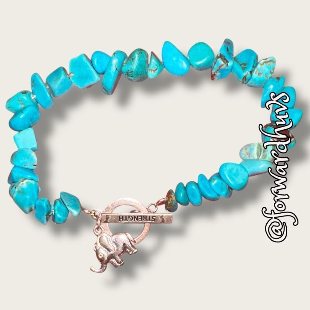 Turquoise Stretch Bracelet with 925 Marked Toggle Clasp & Elephant Charm